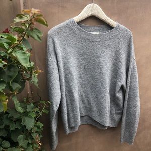 H&M grey crewneck sweater
